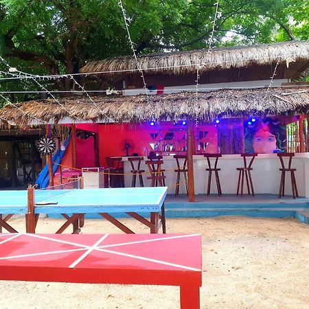 Oia Beach Hostel - אל נידו מראה חיצוני תמונה